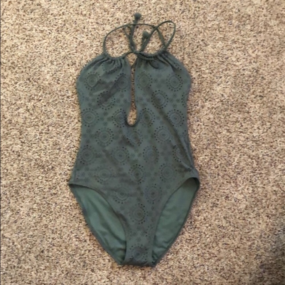 Aerie swimsuit. Re-posh. Liner still included